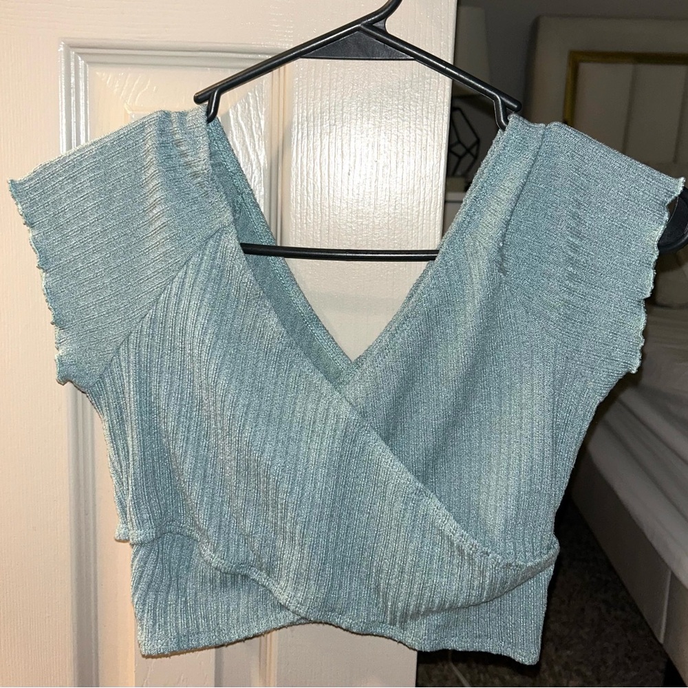 SHEIN Crop Top in Green - Cross/Wrap Style
